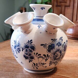 Delft Blue Tulip Vase - Hand painted- Made in Holland
